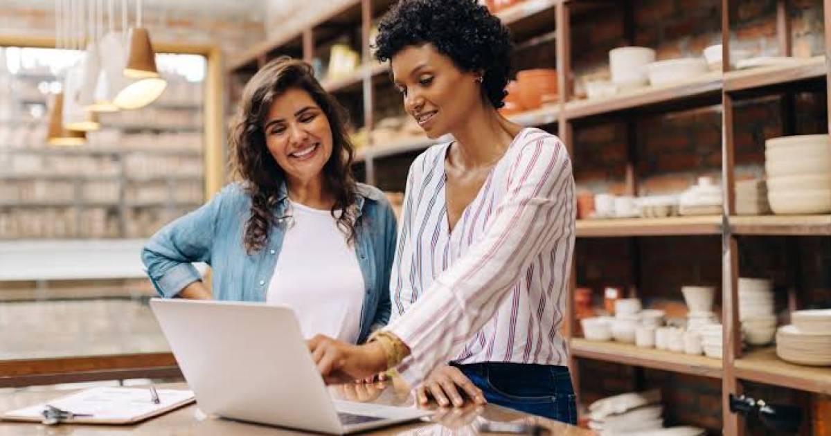 Você sabia que pequenas empresas também podem usar APIs? Guia Prático de Automação